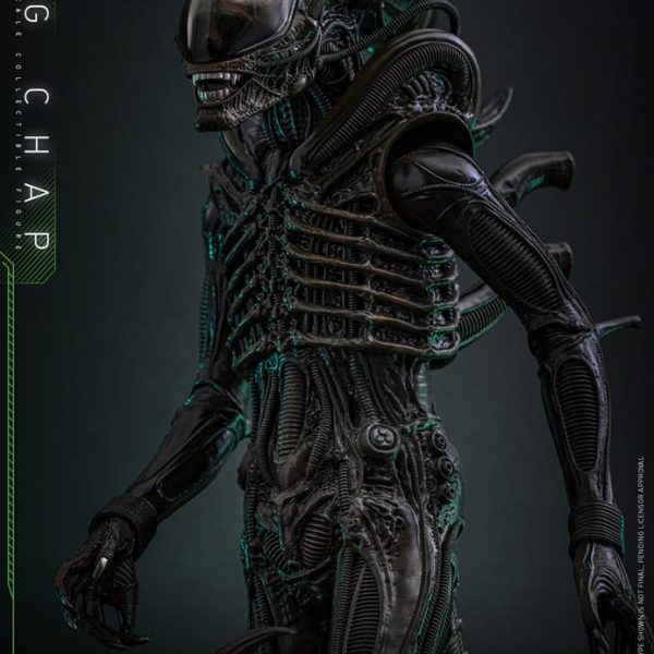 Side profile of a 1/6th scale Big Chap Xenomorph collectible figure from the movie Alien