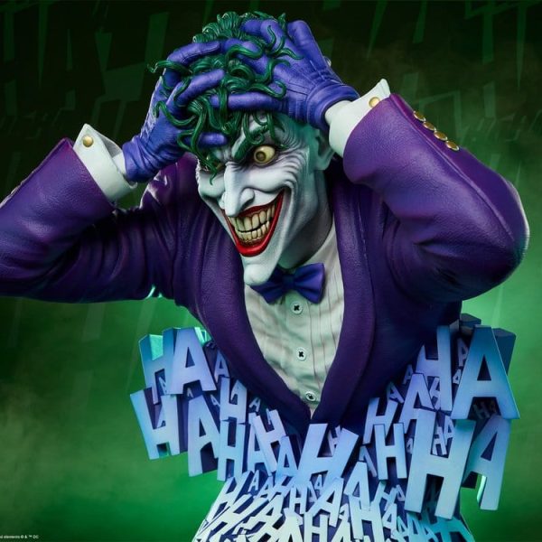 Sideshow The Joker bust front view against a green backdrop