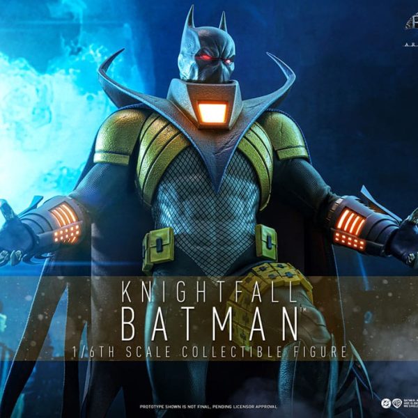 Hot Toys Knightfall Batman 1/6 collectible figure (Batman: Arkham Origins) – view 2